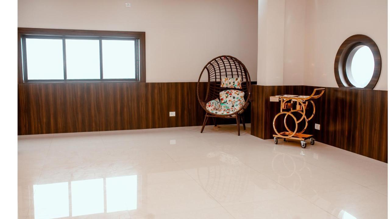 Hotel Dc Star Tarapith Buitenkant foto