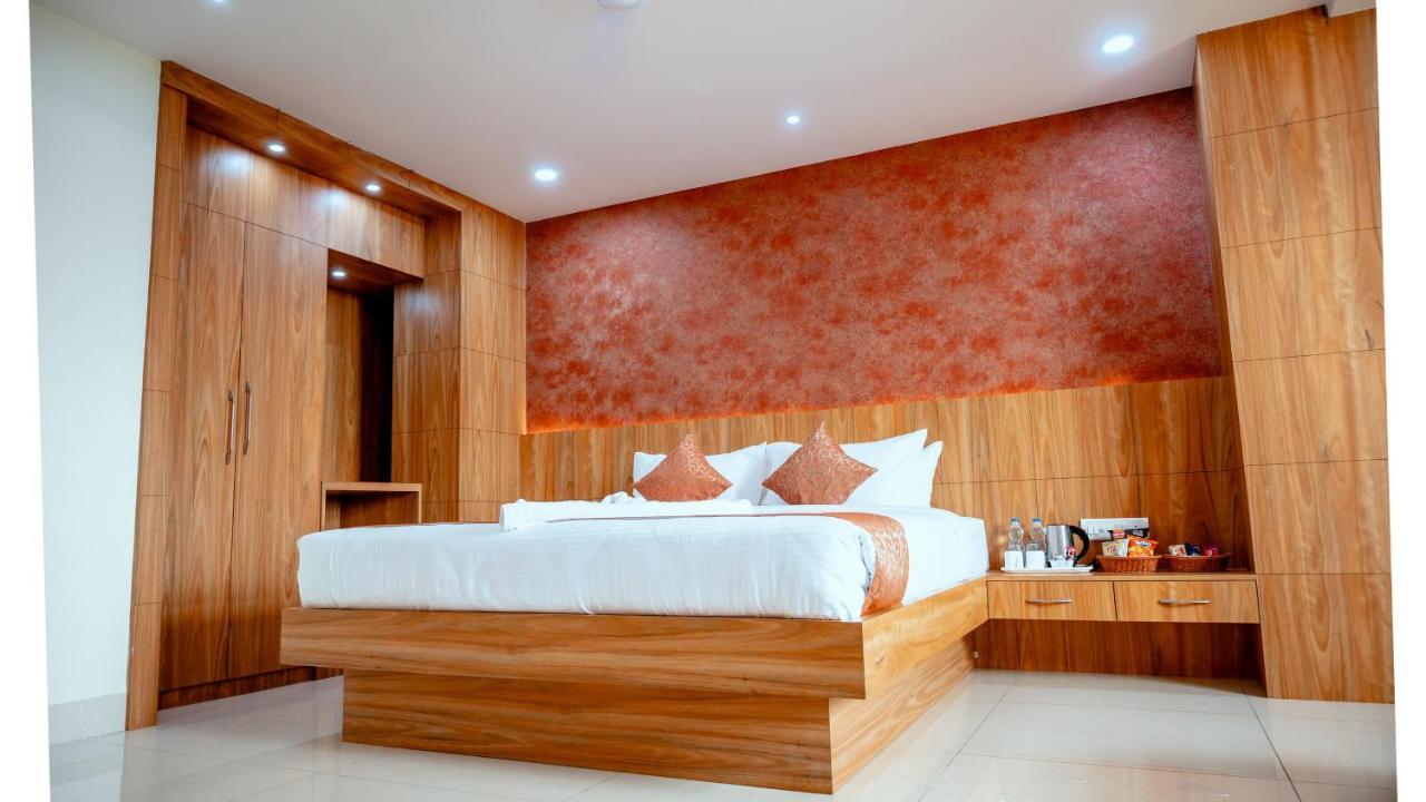 Hotel Dc Star Tarapith Buitenkant foto