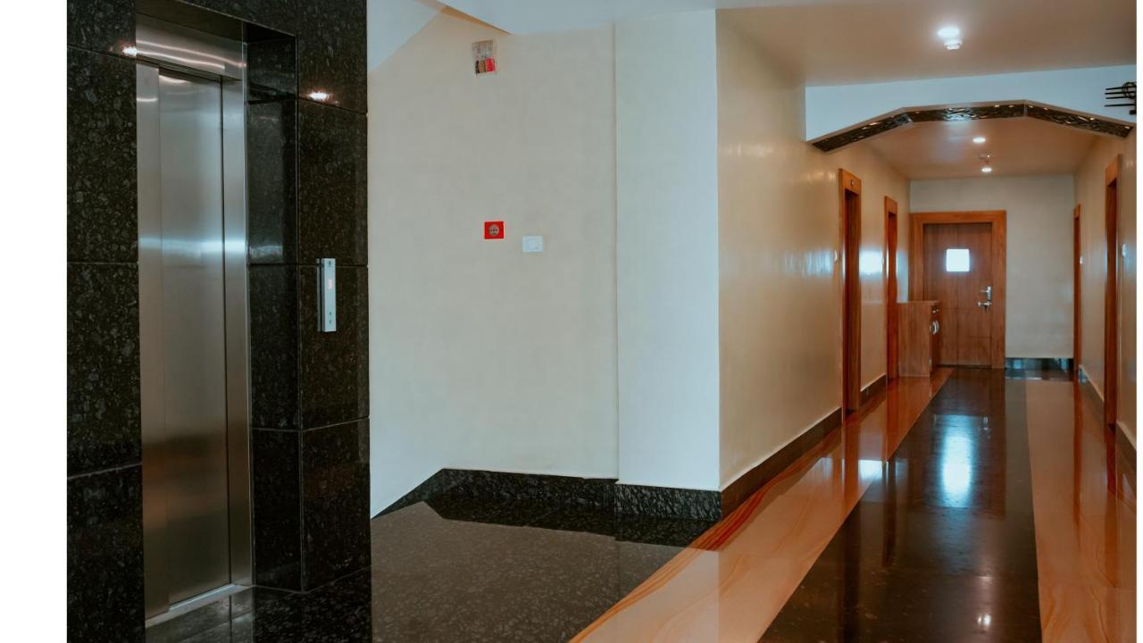 Hotel Dc Star Tarapith Buitenkant foto