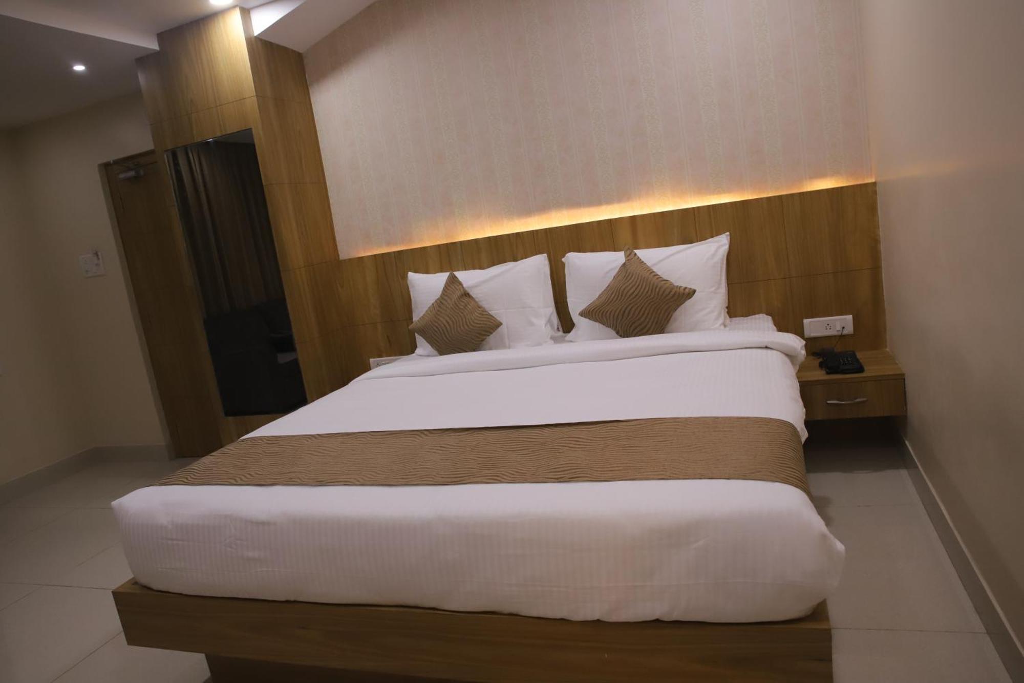 Hotel Dc Star Tarapith Buitenkant foto
