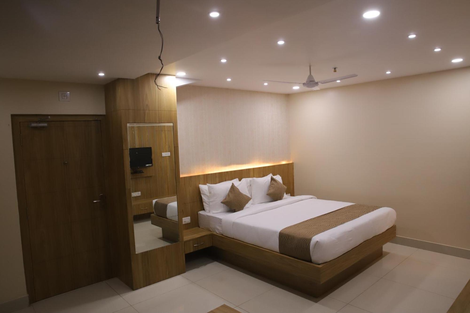 Hotel Dc Star Tarapith Buitenkant foto